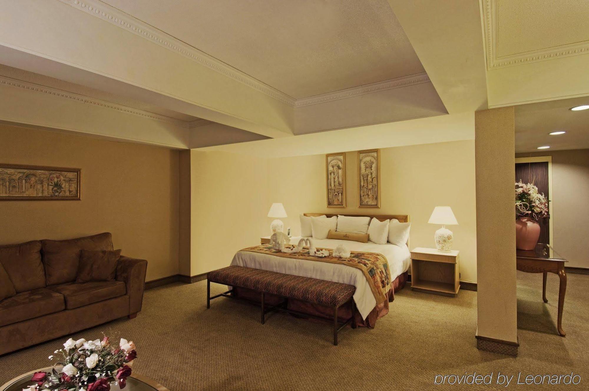 Best Western Downtown Съдбъри Стая снимка